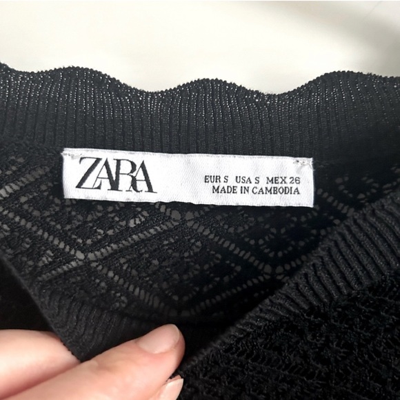 Zara Pointelle Black Crop Top - Picture 2 of 3